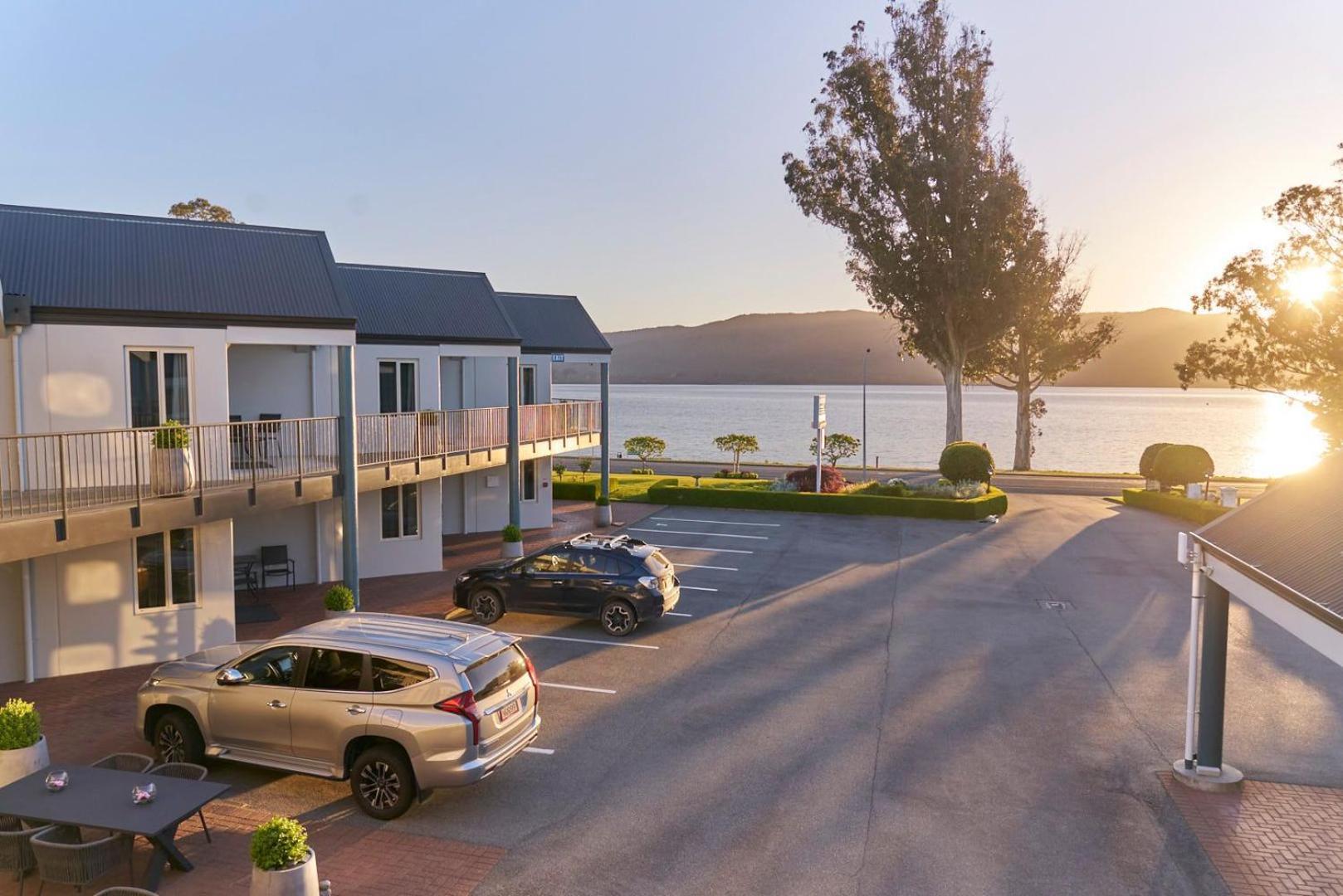 Radfords On The Lake Te Anau Εξωτερικό φωτογραφία